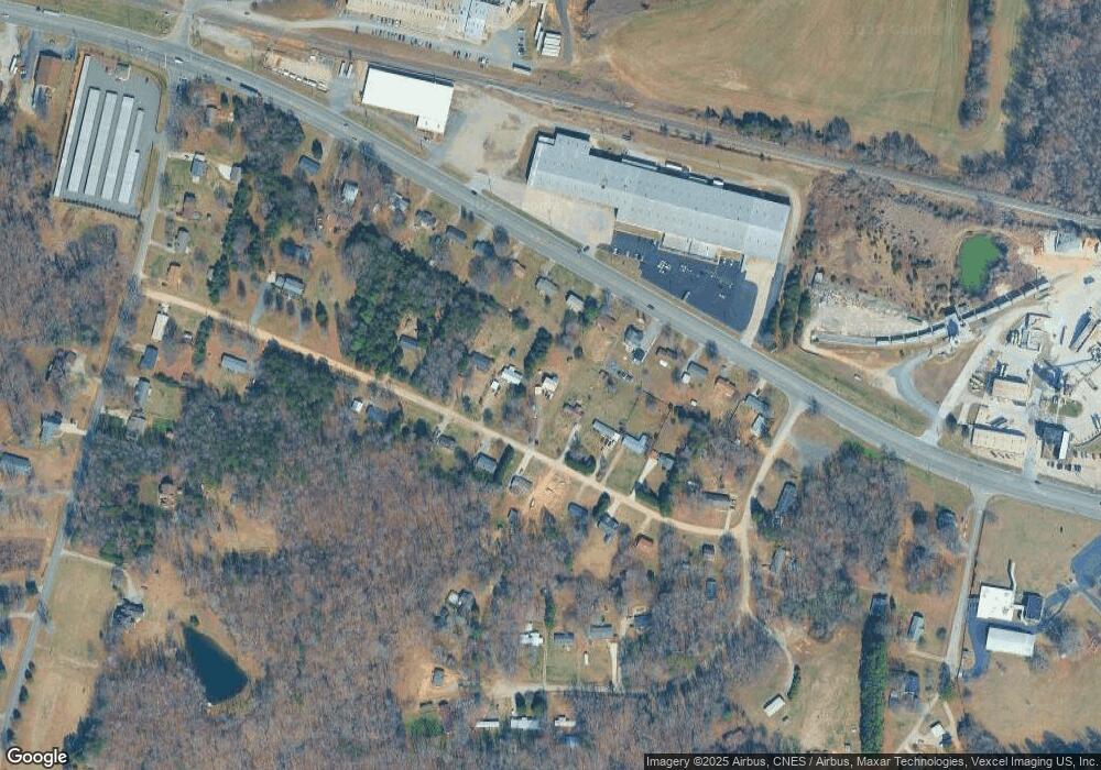 157 Seven Oaks Ln, Statesville, NC 28677 - photo 1