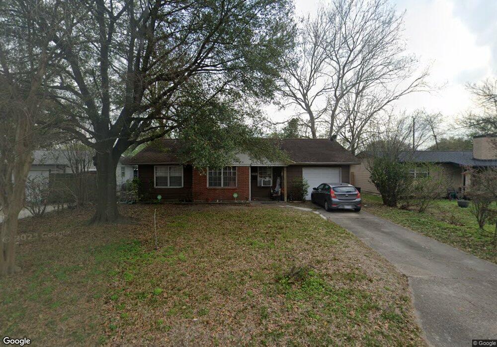 359 Surratt Dr, Houston, TX 77091 - photo 1