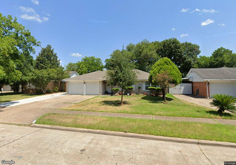 1206 Rainy River Dr, Houston, TX 77088 - photo 1
