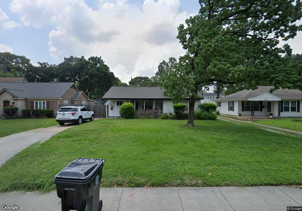 1074 W 43rd St, Houston, TX 77018 - photo 1