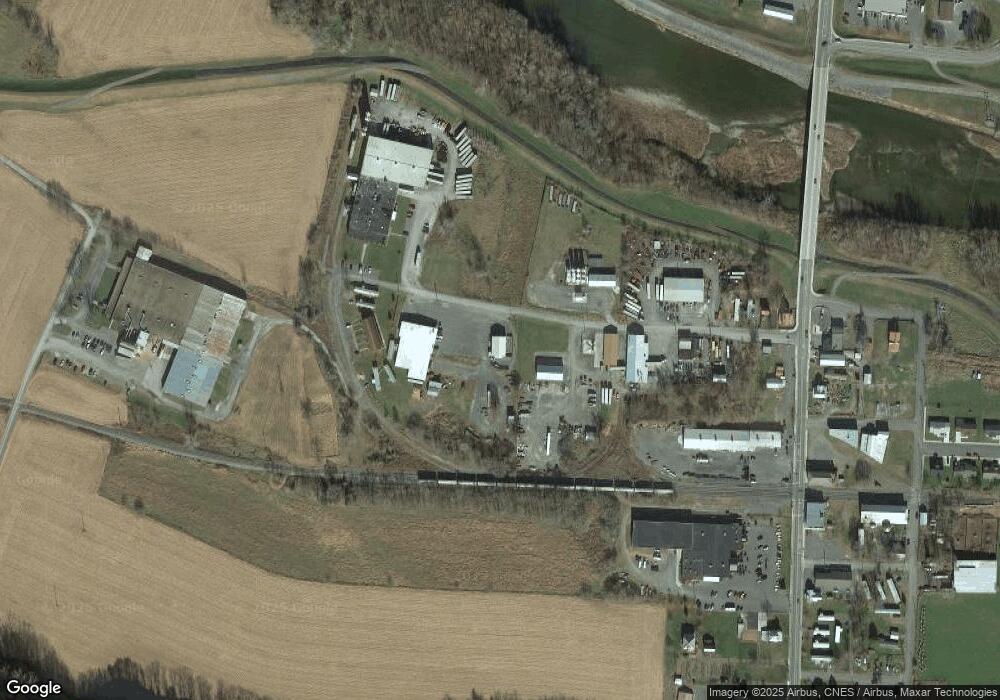 3 Potomac St, Petersburg, WV 26847 - photo 1