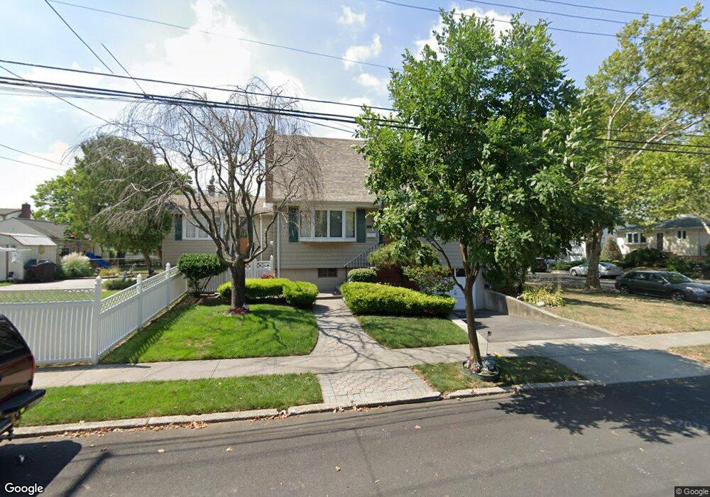 28 Lyon Place unit 82, Staten Island, NY 10314 - photo 1