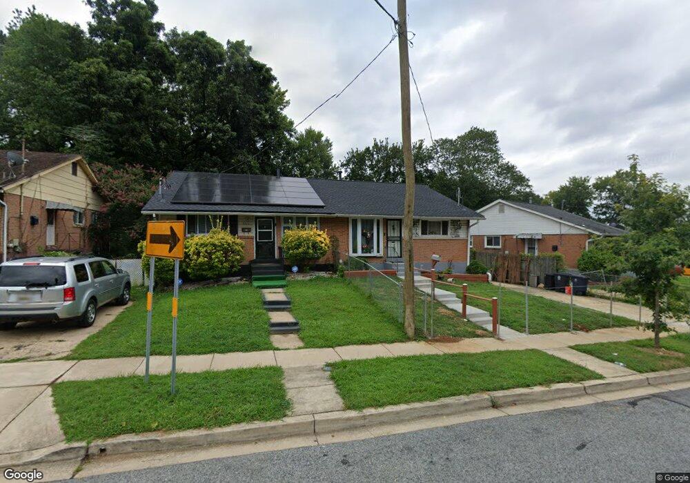 2709 Oxon Run Dr, Temple Hills, MD 20748 - photo 1