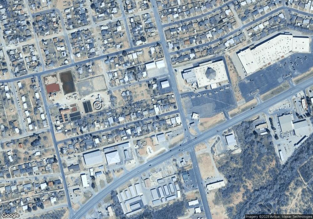 1617 E 17th St, Big Spring, TX 79720 - photo 1