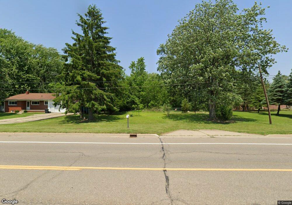 4142 W Pasadena Ave, Flint, MI 48504 - photo 1