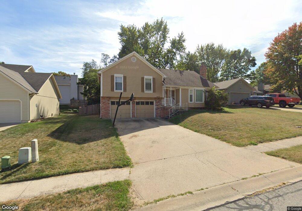 10123 W 48th St, Shawnee, KS 66203 - photo 1