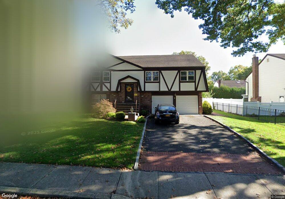 6 Cindy Ct, Westbury, NY 11590 - photo 1