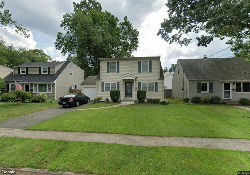 328 Evergreen Blvd, Scotch Plains, NJ 07076 - photo 1