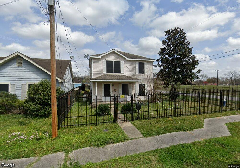 4717 Evella St, Houston, TX 77026 - photo 1