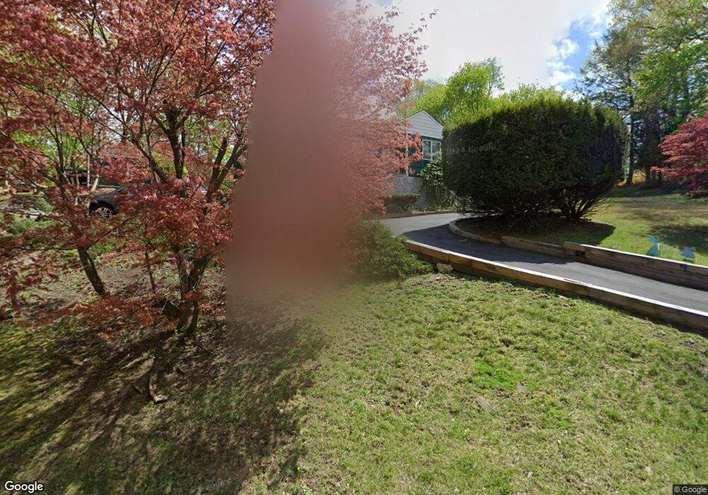 192 Cleveland Dr, Croton On Hudson, NY 10520 - photo 1