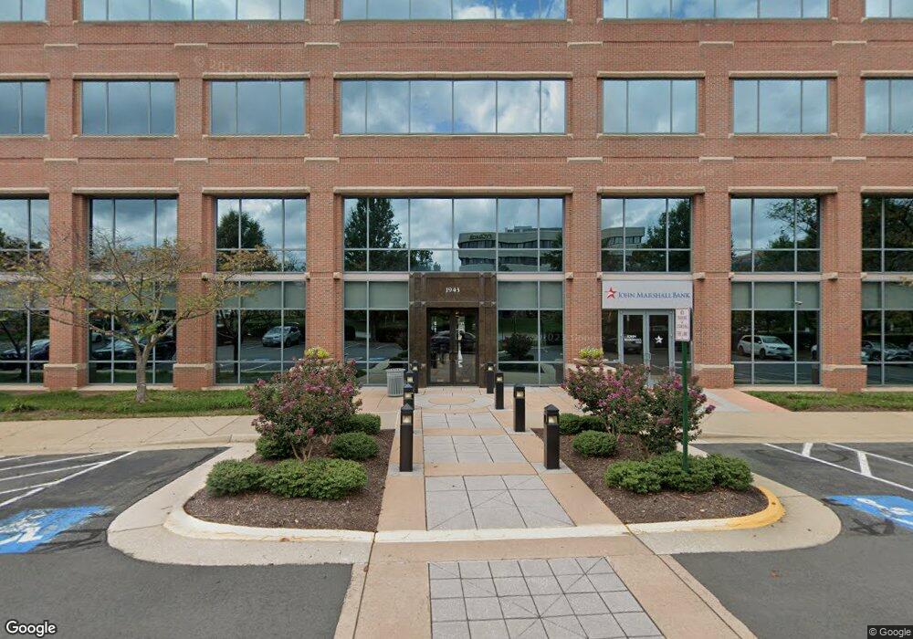 1943 Isaac Newton Square E, Reston, VA 20190 - photo 1