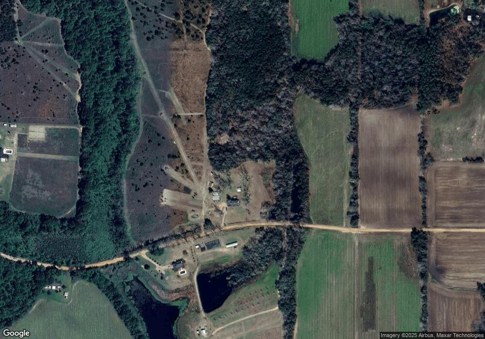 371 Doc Vickers Rd, Ambrose, GA 31512 - photo 1