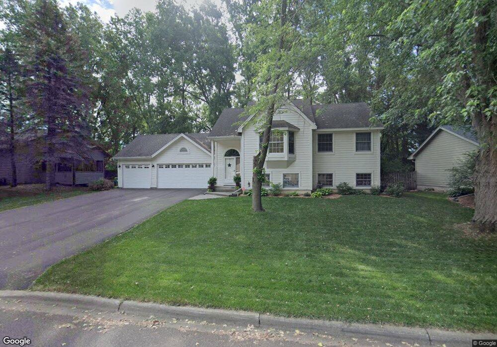 4561 Saddlewood Dr, Minnetonka, MN 55345 - photo 1