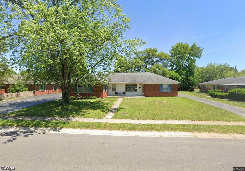 619 Simmons St, Plainfield, IN 46168 - photo 1