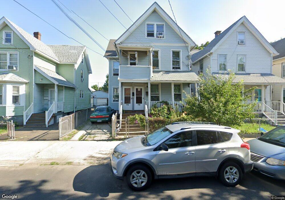 713 Shelton St, Bridgeport, CT 06608 - photo 1
