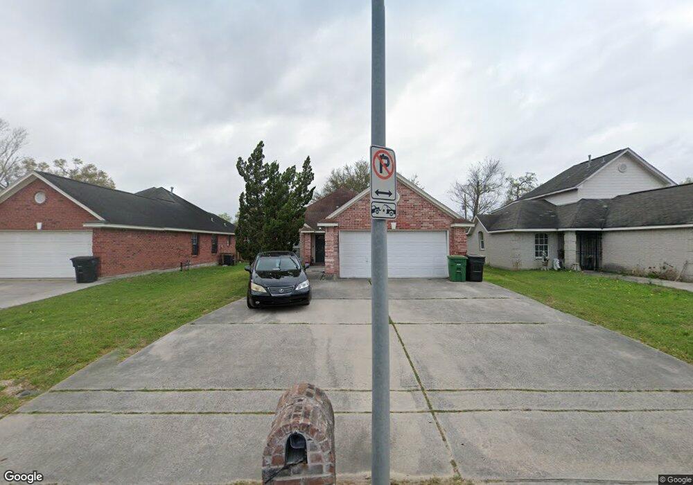 6531 W T c Jester Blvd, Houston, TX 77091 - photo 1