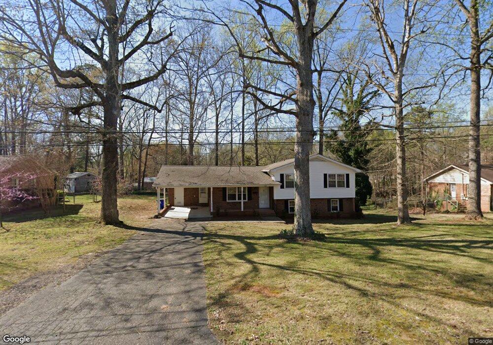 409 W 10th St, Siler City, NC 27344 - photo 1