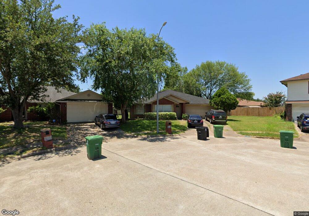 10834 Fern Terrace Dr, Houston, TX 77075 - photo 1