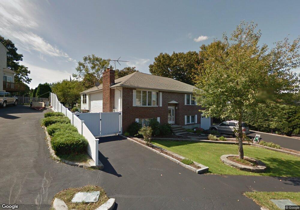 3 Rivers Ln, Stoneham, MA 02180 - photo 1