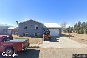 306 S 8th St, New Salem, ND 58563