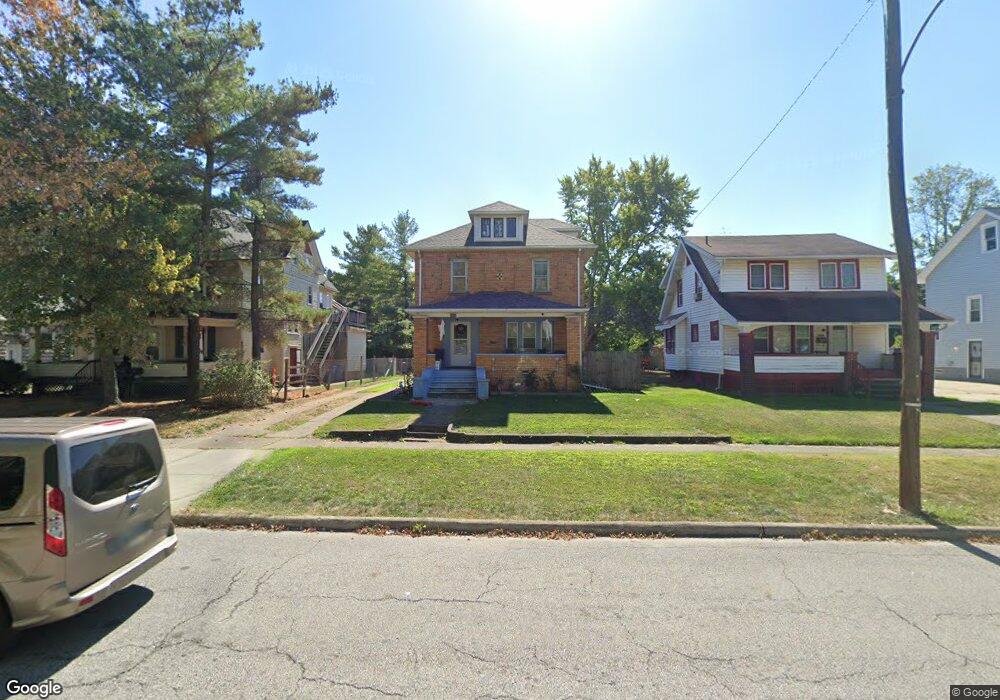 1832 E 32nd St, Lorain, OH 44055 - photo 1