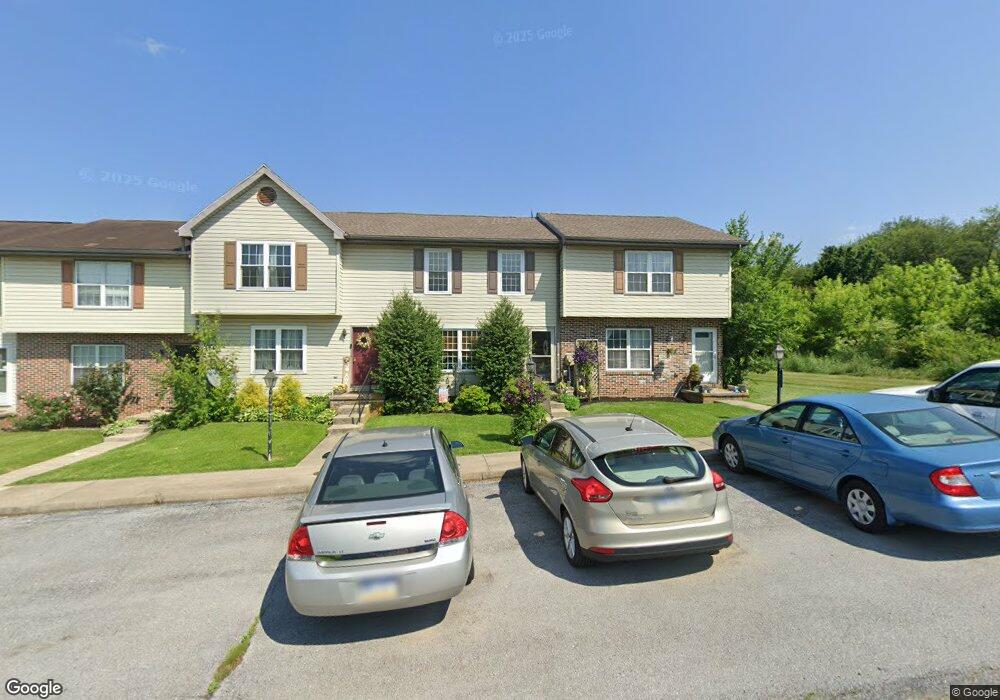 2604 Banbury Ln, Chambersburg, PA 17202 - photo 1