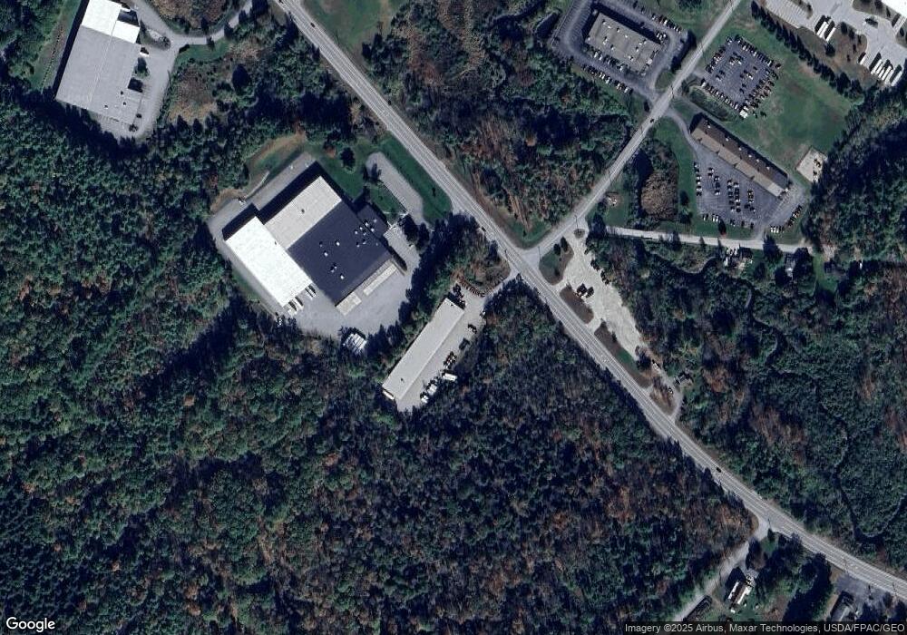 2085 Lisbon Rd unit 2&3, Lewiston, ME 04240 - photo 1