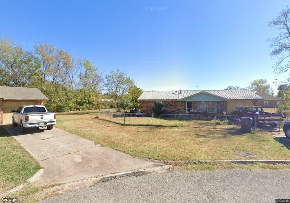 1503 N Creek Place, Okmulgee, OK 74447 - photo 1