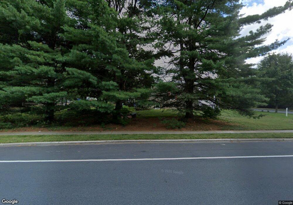 8 Auryansen Ct, Closter, NJ 07624 - photo 1