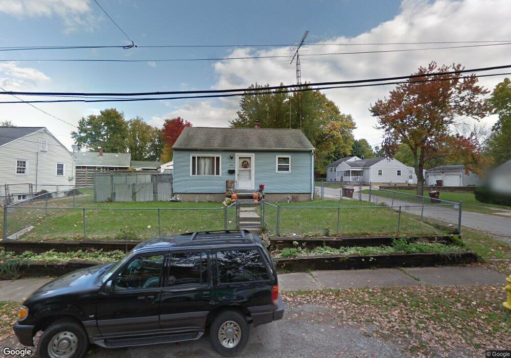 233 N Maple St, Wabash, IN 46992 - photo 1