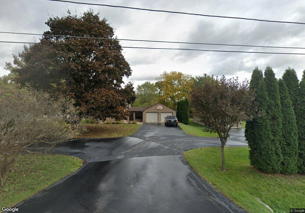 W132N6286 Marach Rd, Menomonee Falls, WI 53051 - photo 1