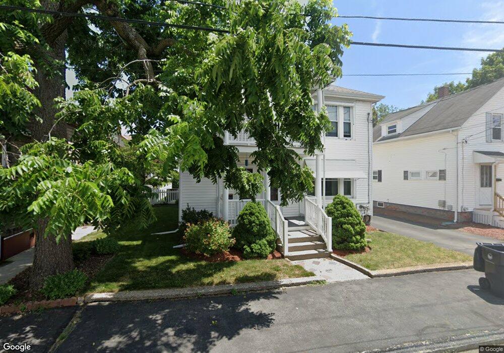 61 Linden St, Pawtucket, RI 02861 - photo 1