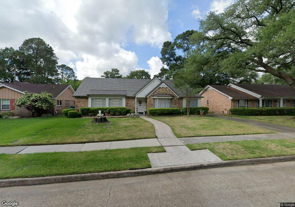 1011 Thornton Rd, Houston, TX 77018 - photo 1