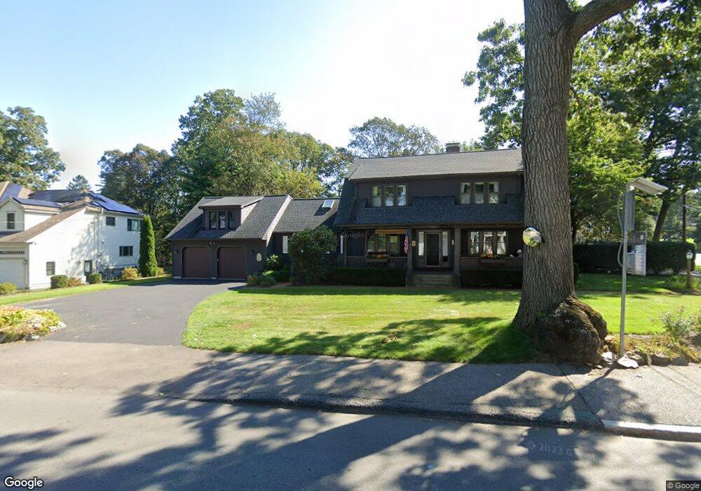 124 Marked Tree Rd, Needham, MA 02492 - photo 1