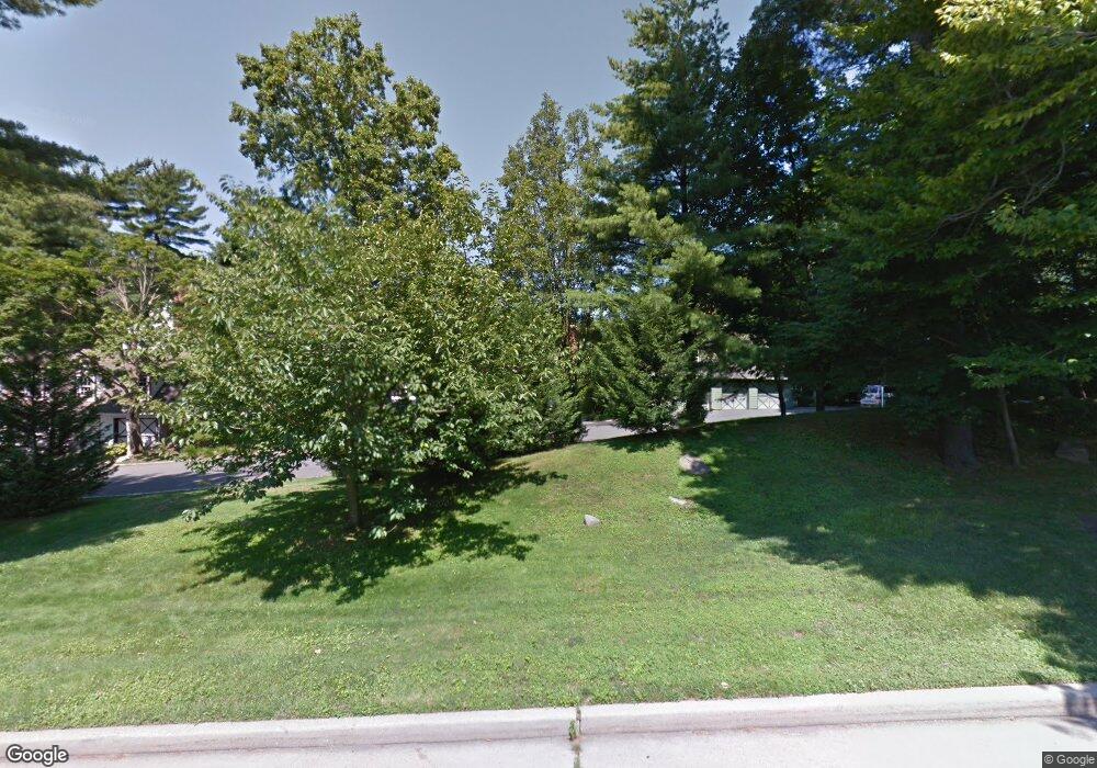 21 Duke of Gloucester, Manhasset, NY 11030 - photo 1