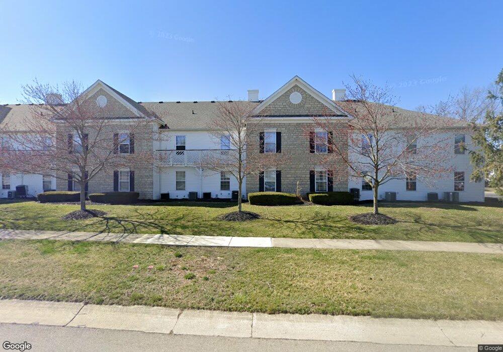 653 Milcrest Dr, Marysville, OH 43040 - photo 1