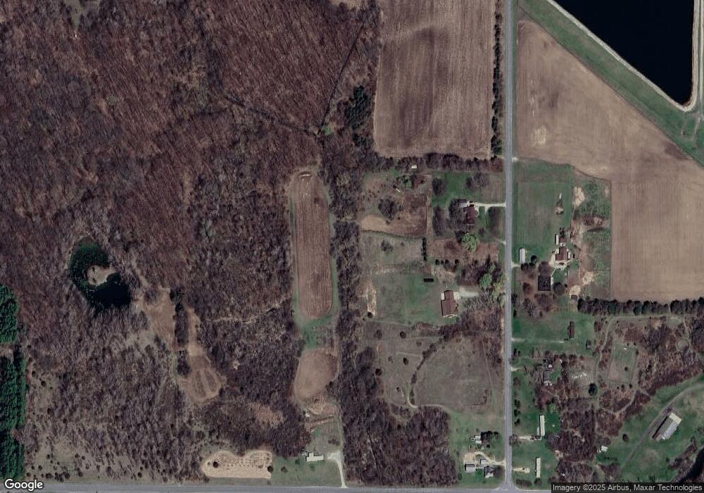 8760 S Garlock Rd, Carson City, MI 48811 - photo 1