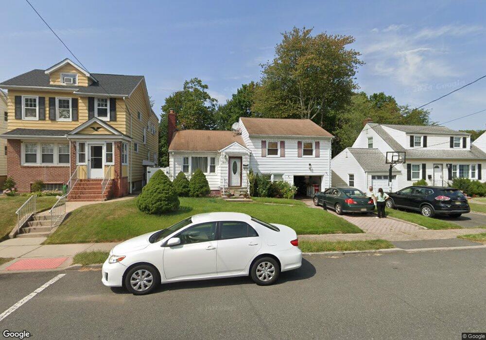 1048 Creger Ave, Union, NJ 07083 - photo 1