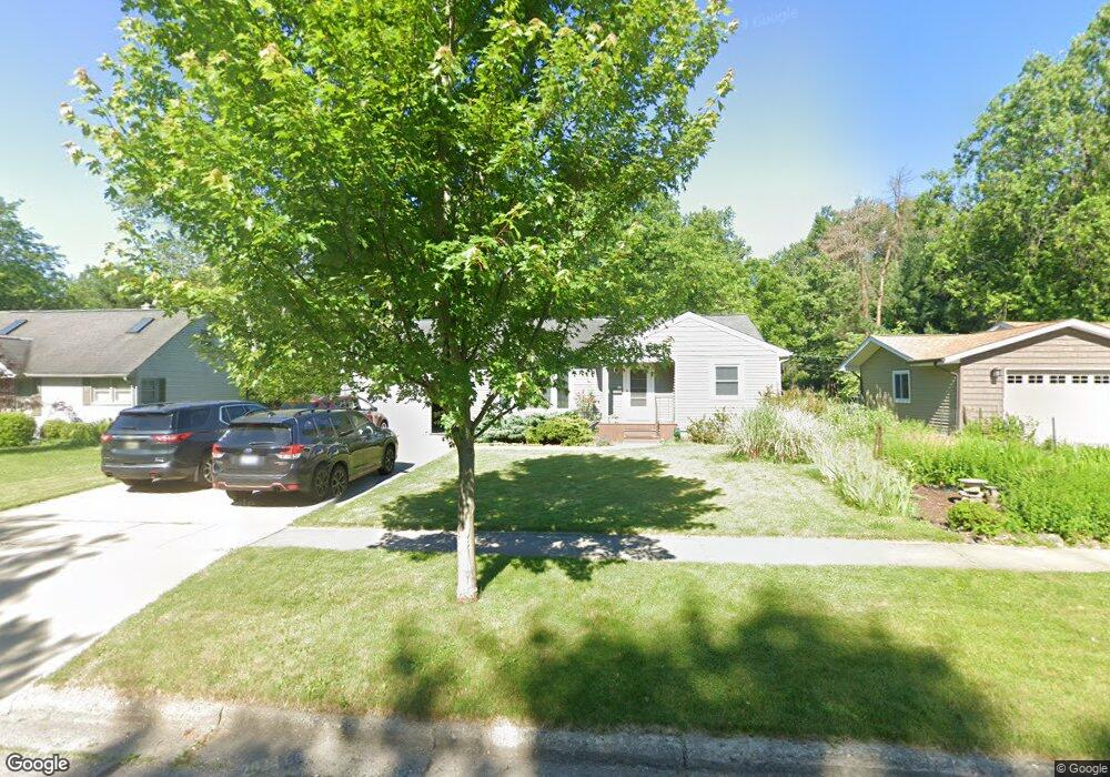 750 Flanders St, Chelsea, MI 48118 - photo 1