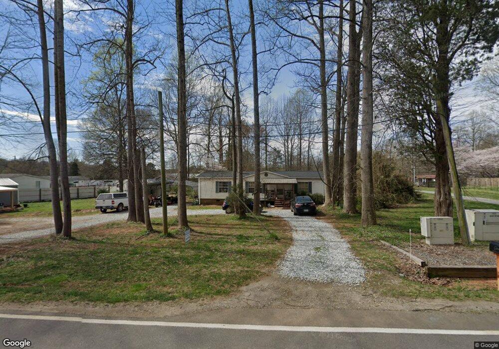 329 Jennings Rd, Statesville, NC 28625 - photo 1