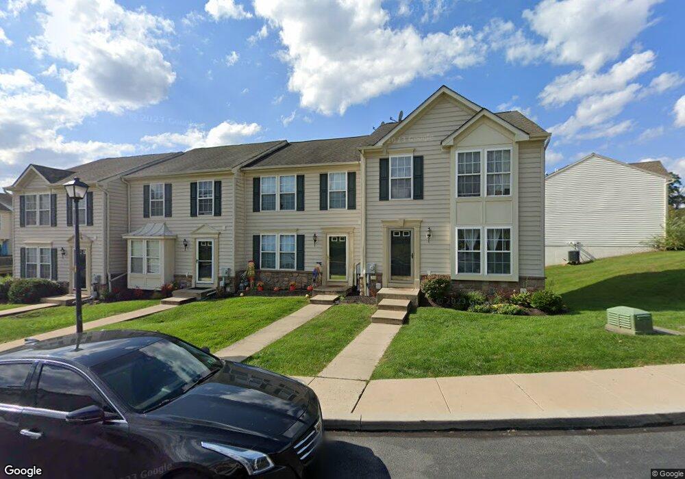 2004 Orchard View Rd, Reading, PA 19606 - photo 1