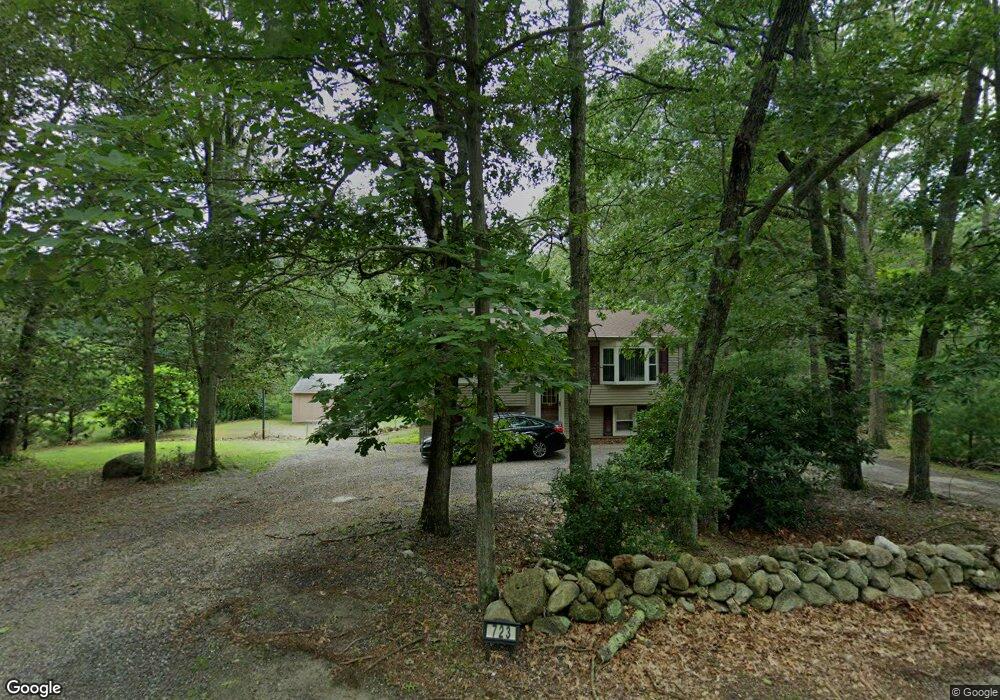 723 Weaver Hill Rd, Coventry, RI 02816 - photo 1