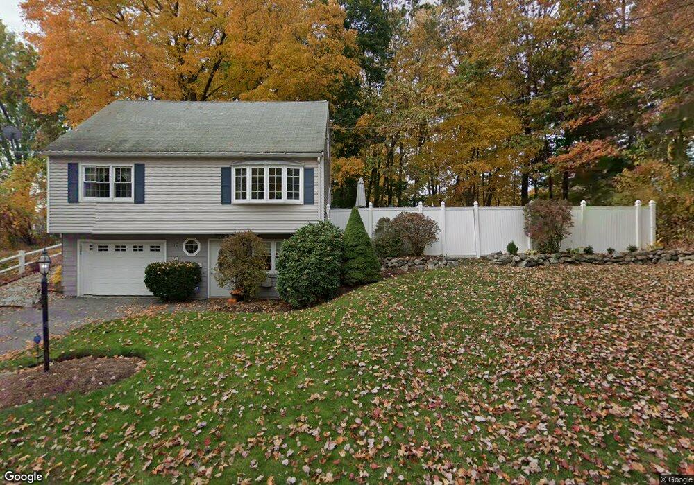 21 Byron St, Hudson, MA 01749 - photo 1