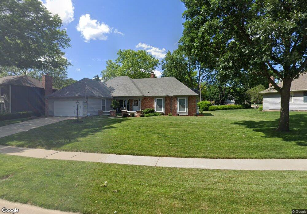 2110 SW 31st Terrace, Topeka, KS 66611 - photo 1