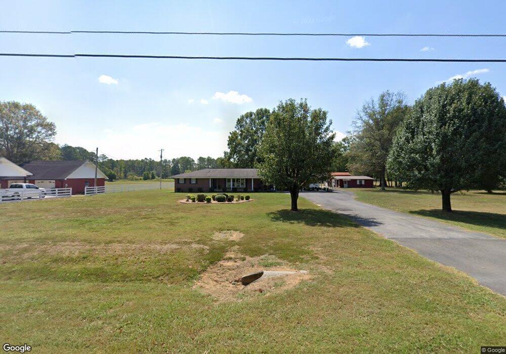 803 Newtown Rd NE, Calhoun, GA 30701 - photo 1