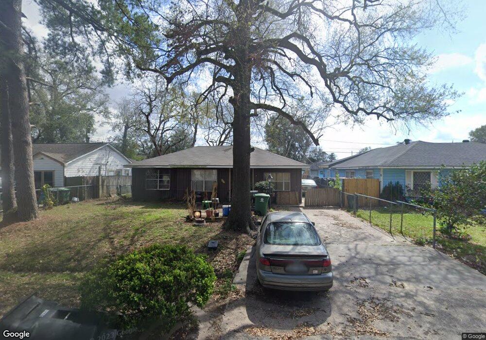 54 Trenwood Ln, Houston, TX 77022 - photo 1