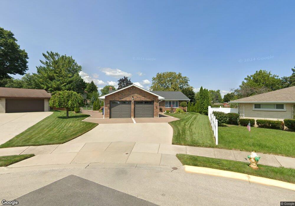 404 Campus Cir, Waukegan, IL 60085 - photo 1