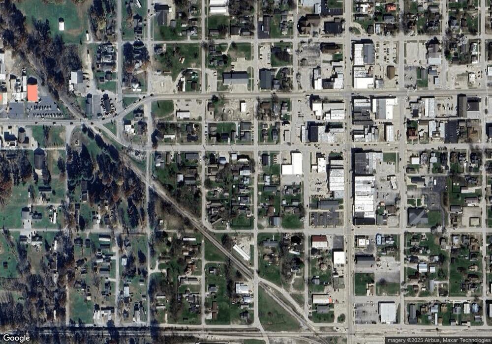 32 2nd St SW, Linton, IN 47441 - photo 1