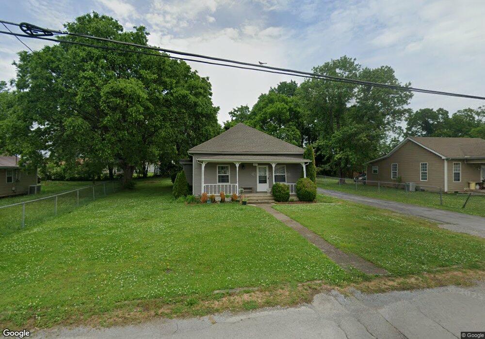 111 E Highland Ave, Shelbyville, TN 37160 - photo 1