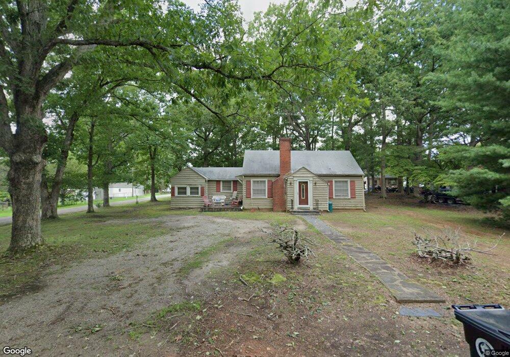 1712 1st St, Victoria, VA 23974 - photo 1